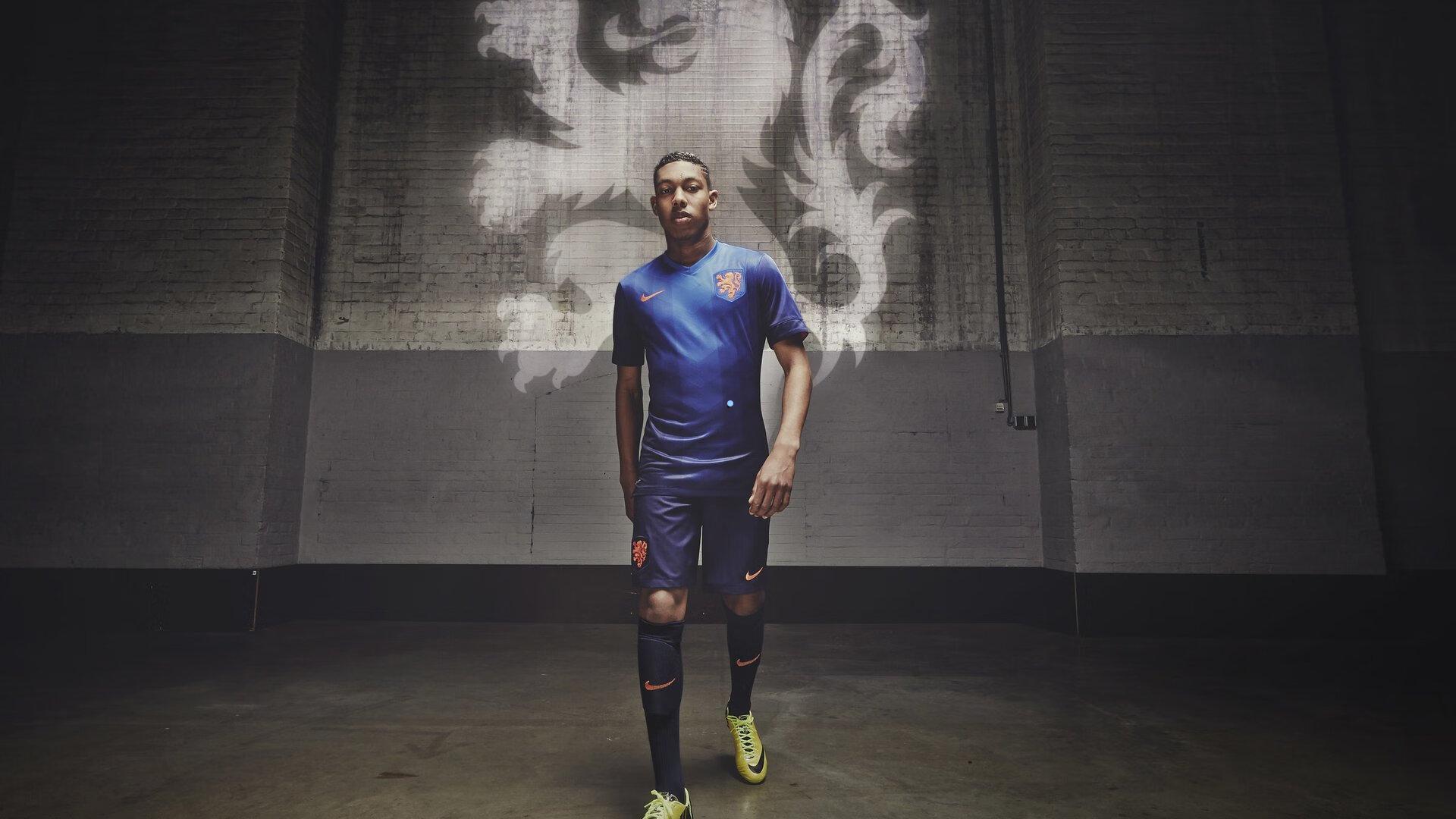 西甲冰火较量深度剖析,莱万特新帅主场求存,西班牙人残阵冲击欧洲赛场